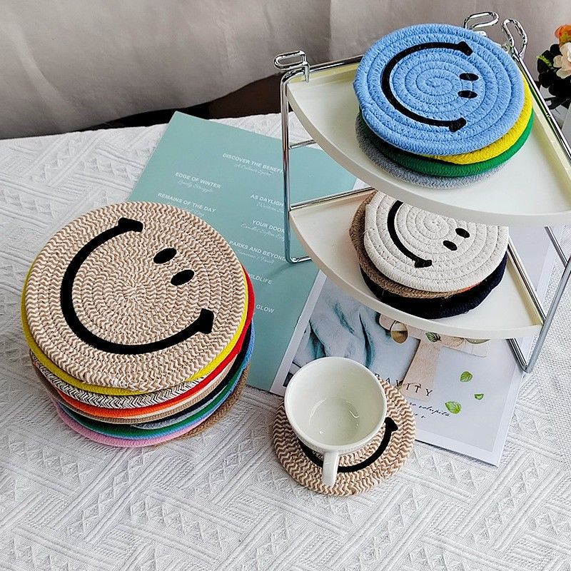 Smiley Face Woven Coaster — Cotton Rope Cup Mat & Heat Insulation Pad